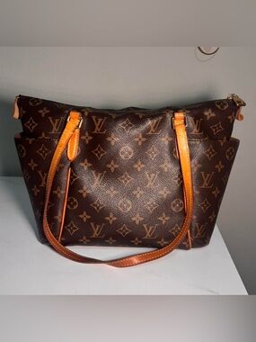 Louis Vuitton | Bags | Louis Vuitton Anton Backpack | Poshmark